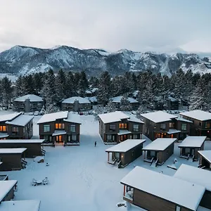 The Sierra Nevada Mammoth Lakes